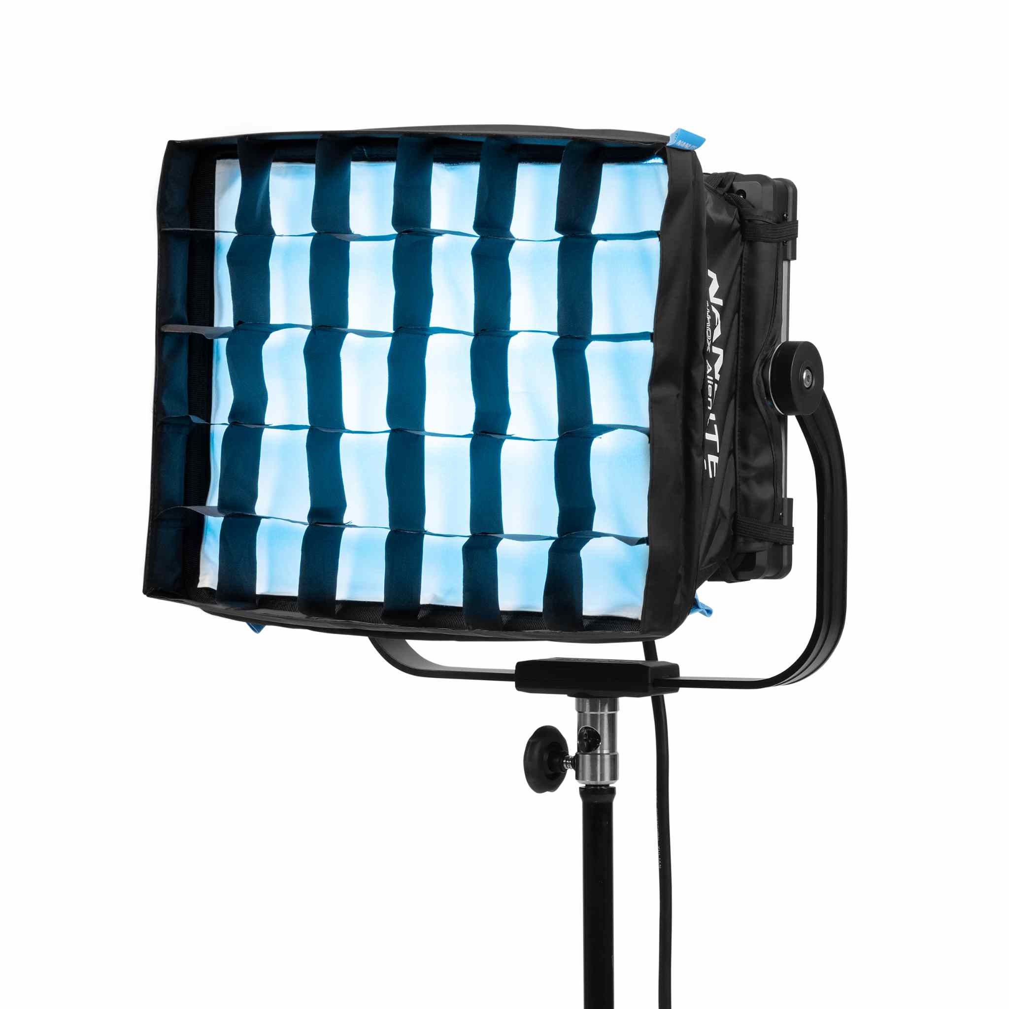 Alien 150C RGBWW LED Panel Light with CRMX - Image 4