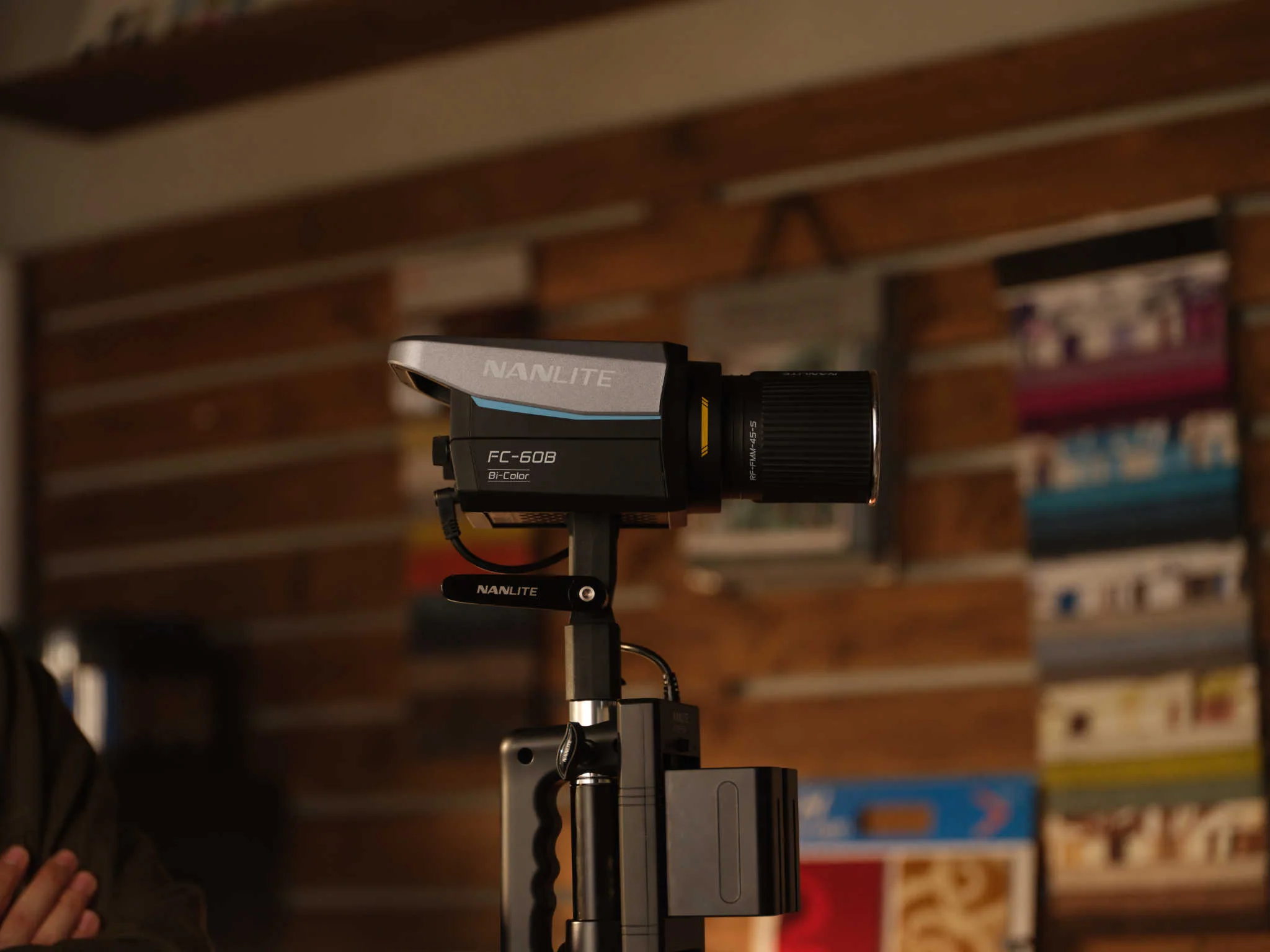 FC-60B Bi-Color LED Spotlight - Image 12