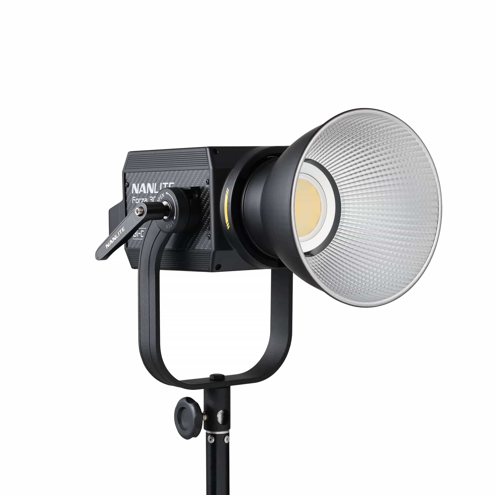 Forza 300B II LED Spotlight and FL-20G Fresnel Rolling Case Kit - Image 10