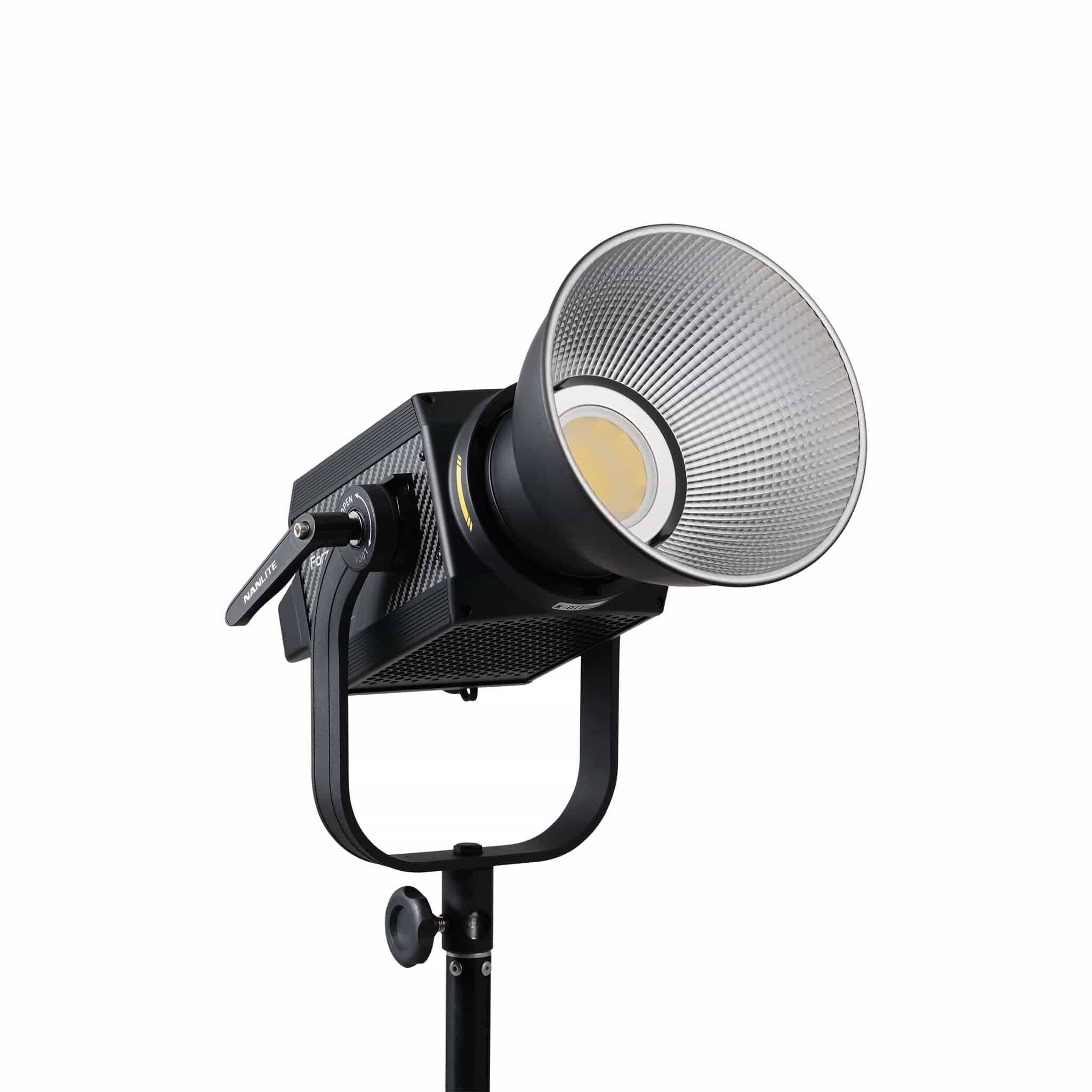 Forza 300B II LED Spotlight and FL-20G Fresnel Rolling Case Kit - Image 4