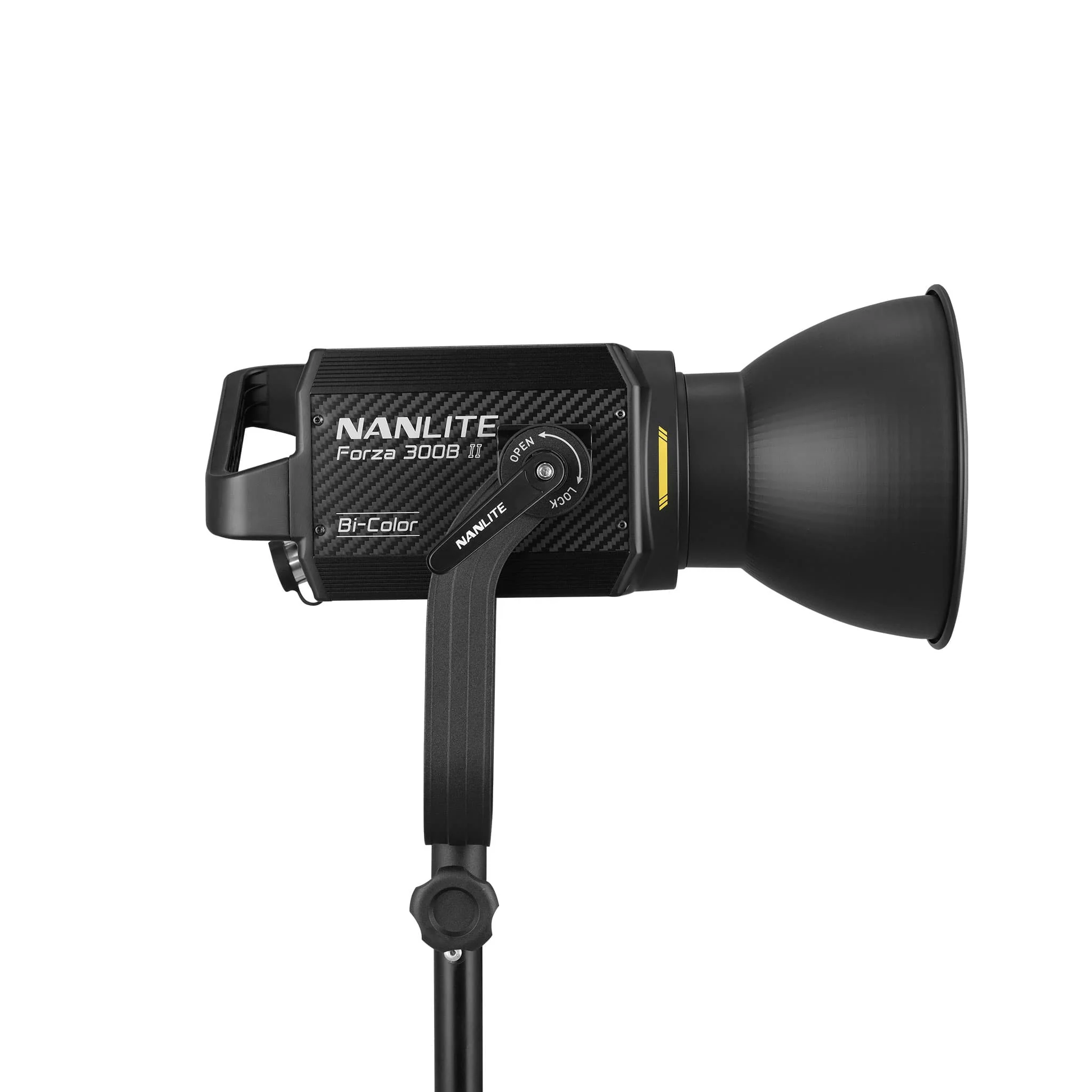 Forza 300B II LED Spotlight and FL-20G Fresnel Rolling Case Kit - Image 6