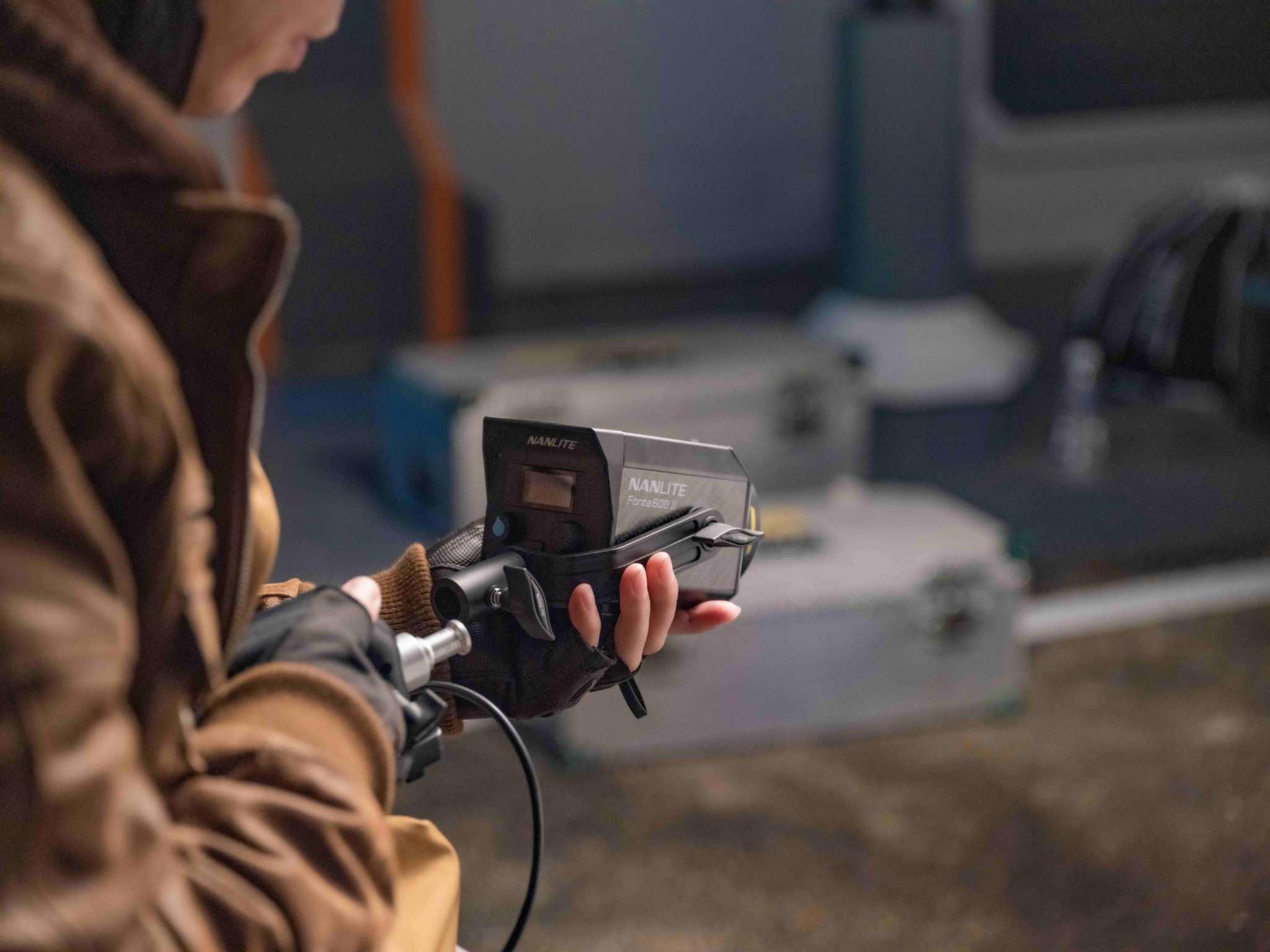 Forza 60B II Bi-Color LED Spotlight - Image 12