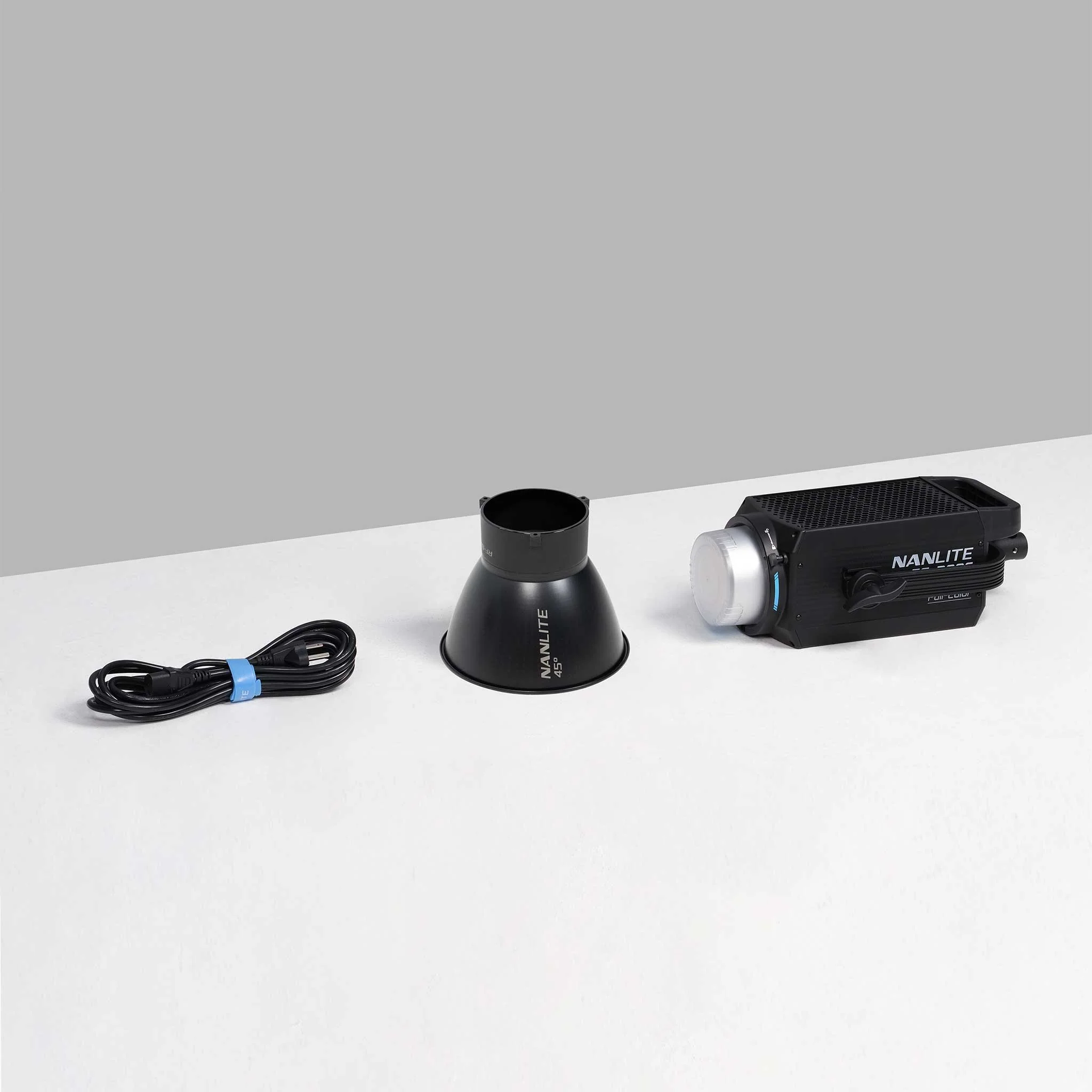 FS-300C AC-Powered RGBW Color LED Monolight - Image 13