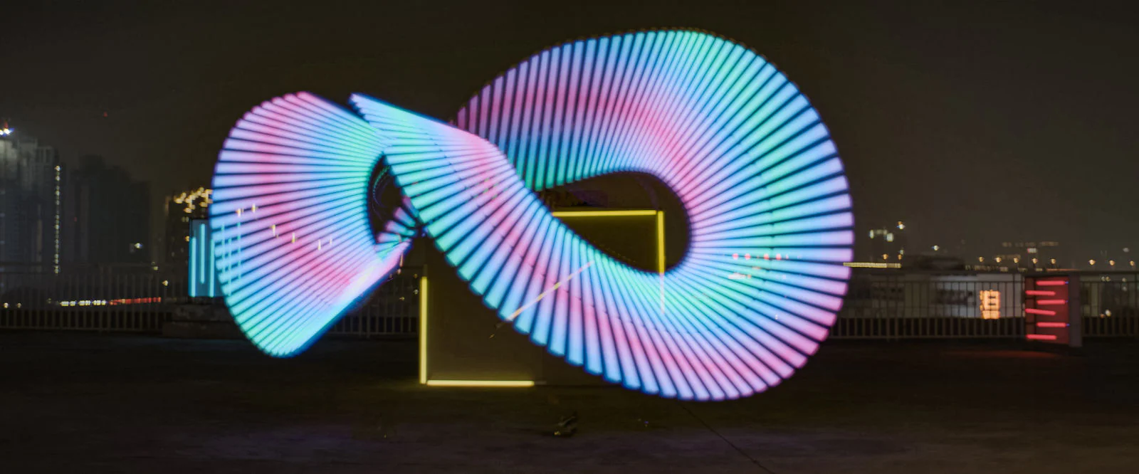 PavoTube T8-7X RGBWW LED Pixel Tube - Image 12